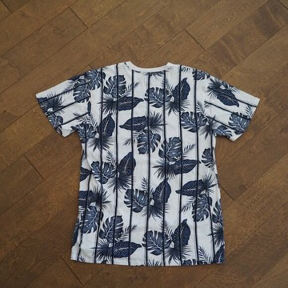 Knickerbocker Short Sleeve Pullover Round Neck Shirt White Mens Size XL - Picture 2 of 6